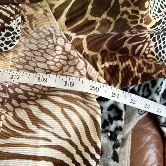 Westbound Brown and Black Jean Jacket with Animal Print PM - Picture 6 of 8